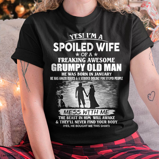 Awesome grumpy old man was born January - Gift for girlfriend, Gift for wife from husband - Perfect gift for your wife - NGHL01 (SKU2601-226-01)