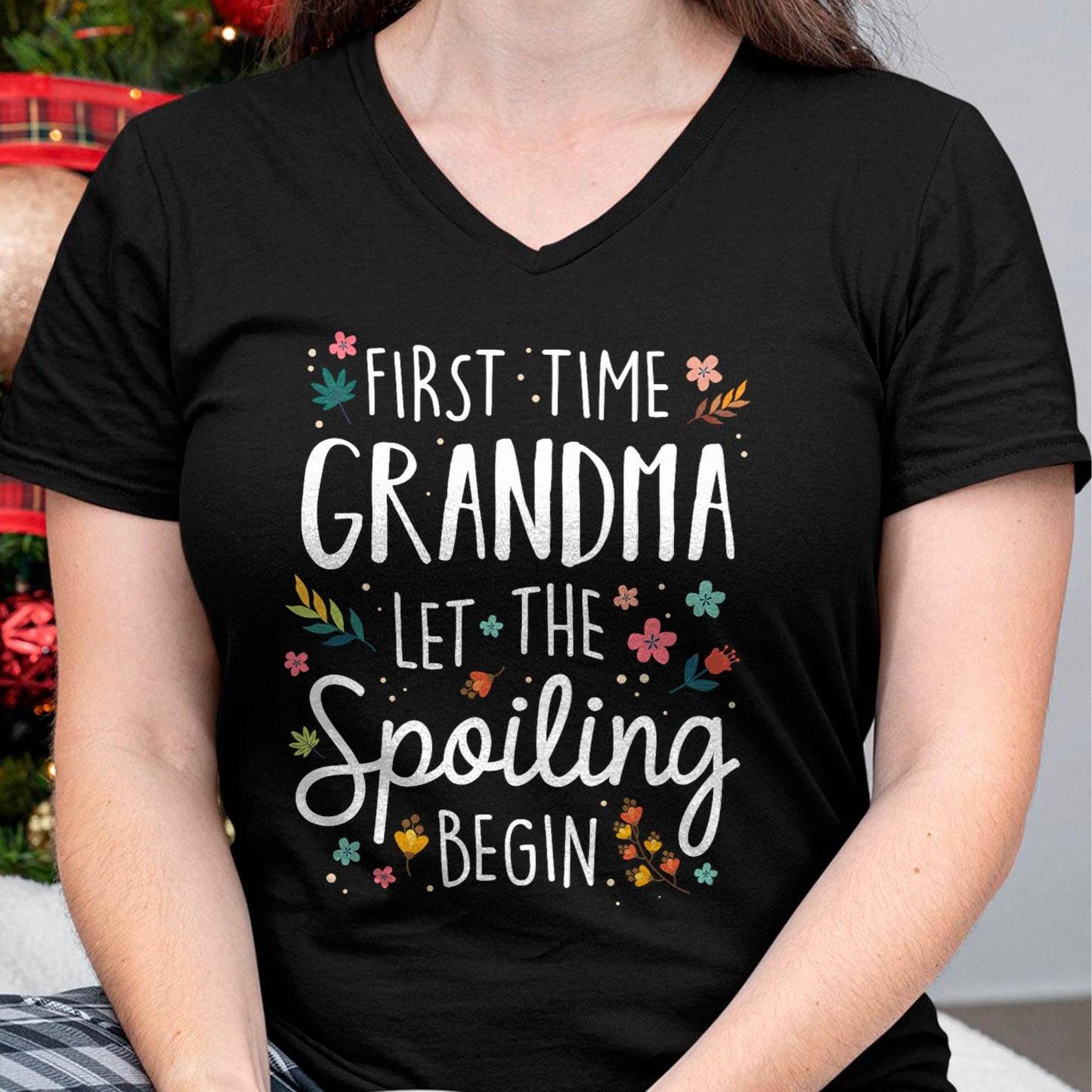 FIRST TIME GRANDMA T-SHIRT – PERFECT GIFT FOR NEW GRANDMAS - NGHL00 (SKU8-GRA00)