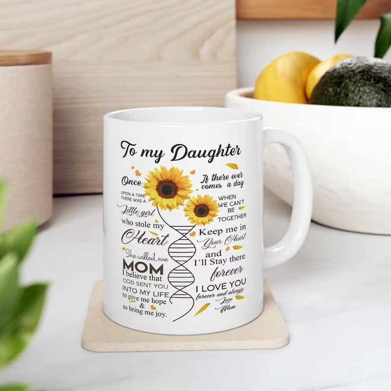 Perfect Birthday or Christmas Gift – To My Daughter from Mom Mug