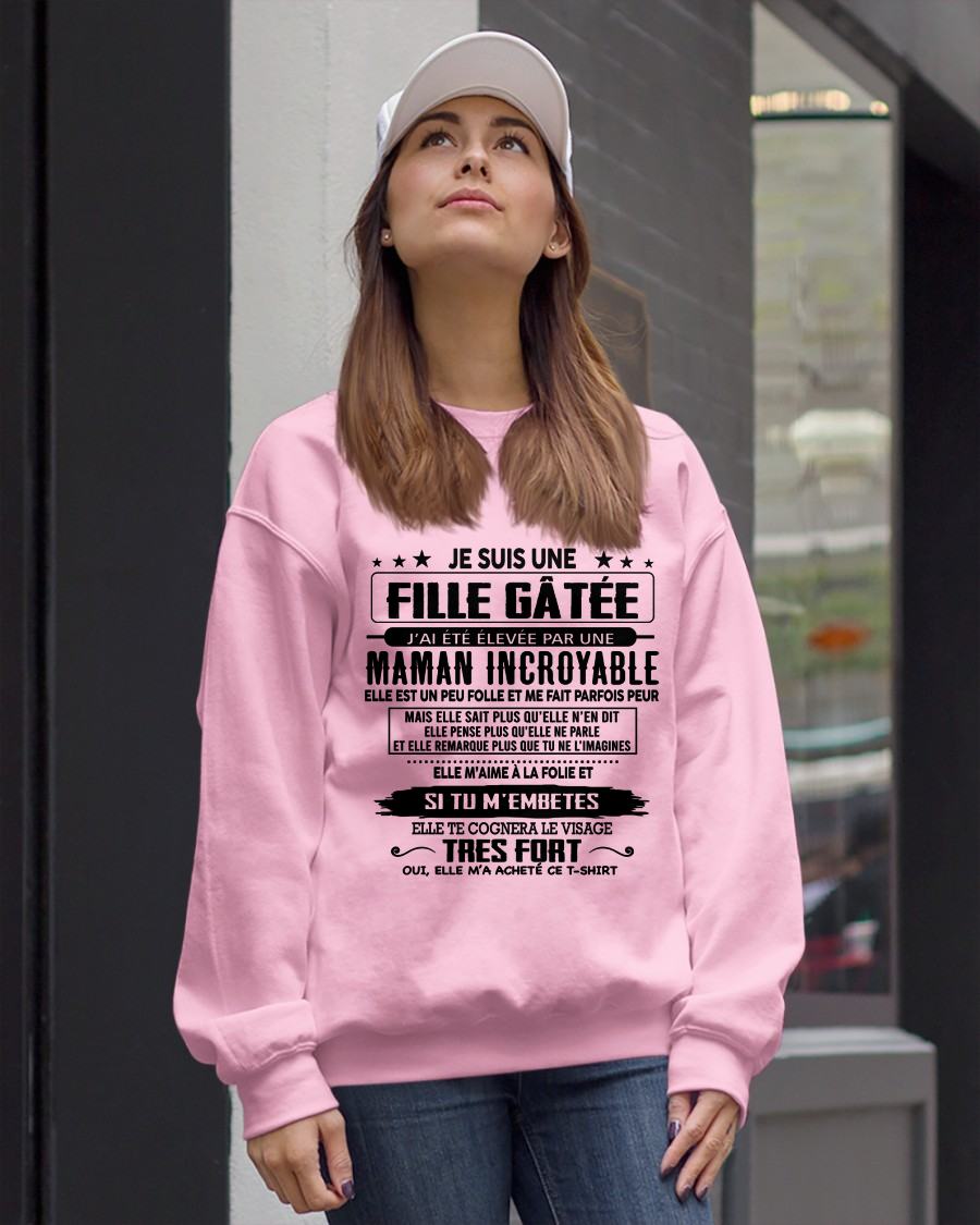 T-SHIRT JE SUIS UNE FILLE CHANCEUSE – CADEAU TOUCHANT DE MAMAN INCROYABLE - frNGHL00 (SKU26T-0190-00)