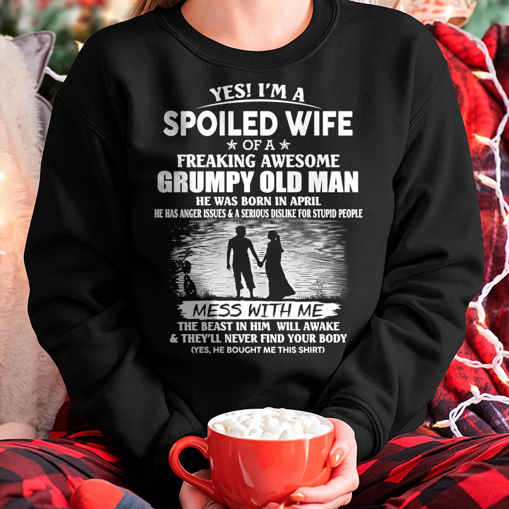 Awesome grumpy old man was born April - Gift for girlfriend, Gift for wife from husband - Perfect gift for your wife - NGHL04 (SKU2601-226-04)